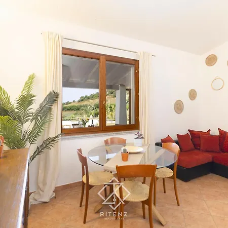 Casa Luda بيت للعطل Marina di Gairo
